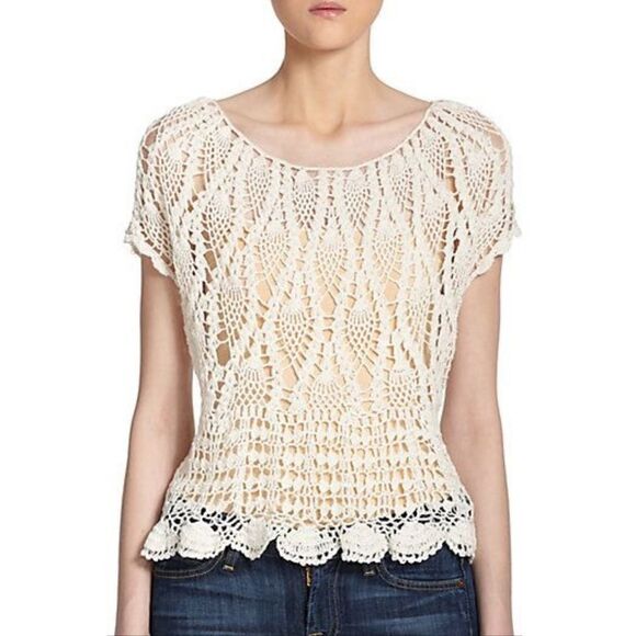 🆕️ Alice + Olivia Arya Crochet Open Knit Boho Scallopped Hem Top in White Ivory - Picture 1 of 16